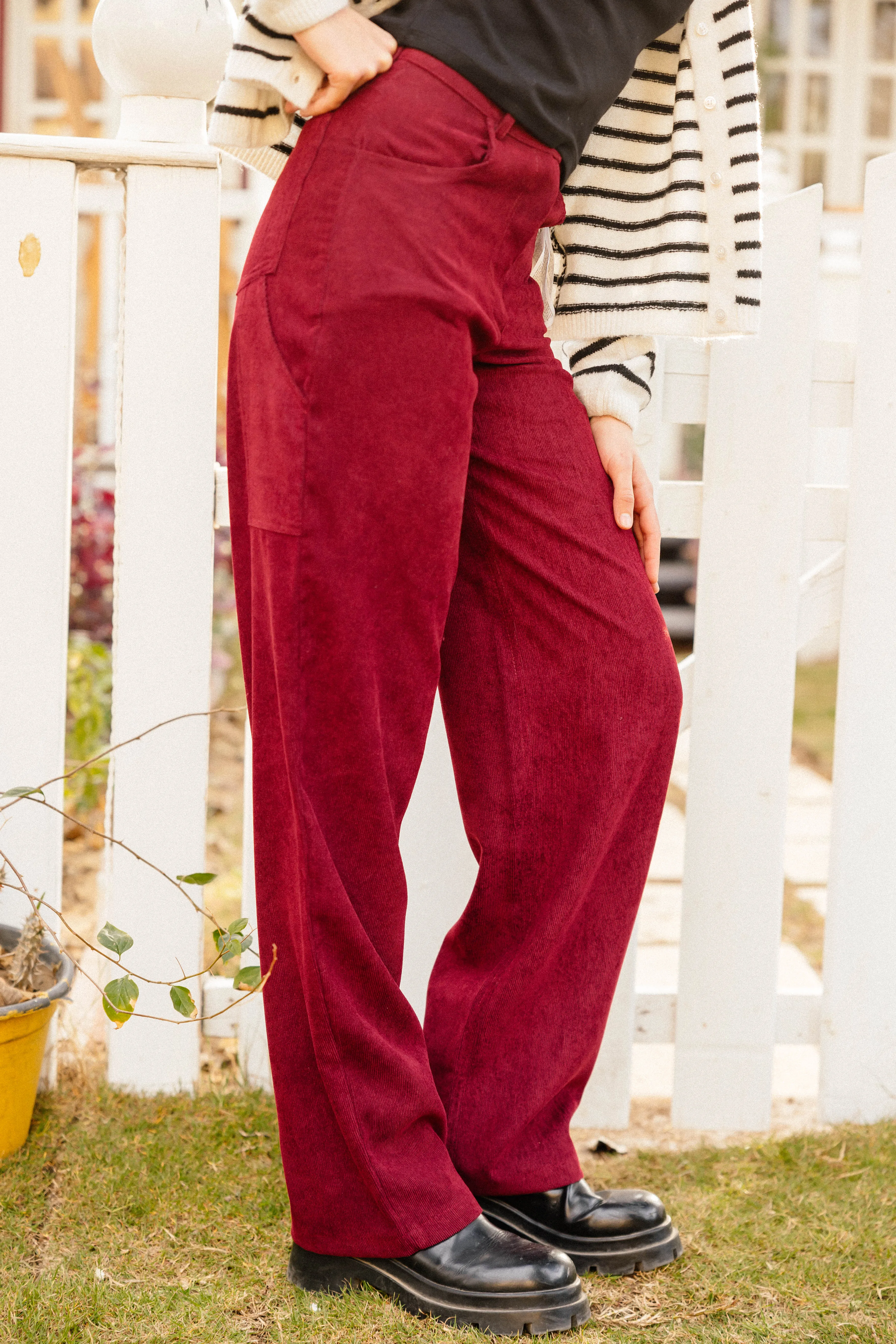CORDUROY STRAIGHT FIT PANTS BURGUNDY