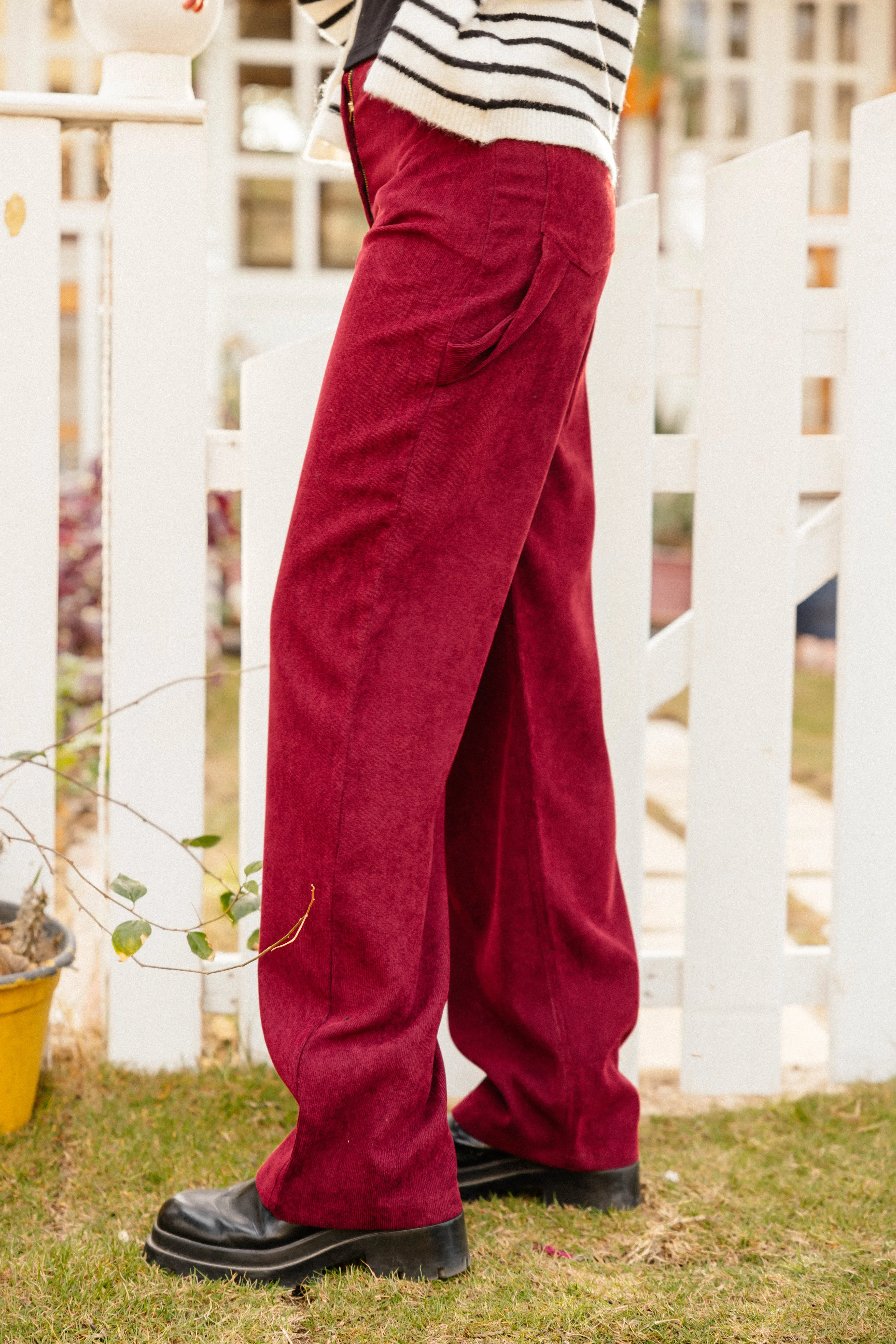 CORDUROY STRAIGHT FIT PANTS BURGUNDY
