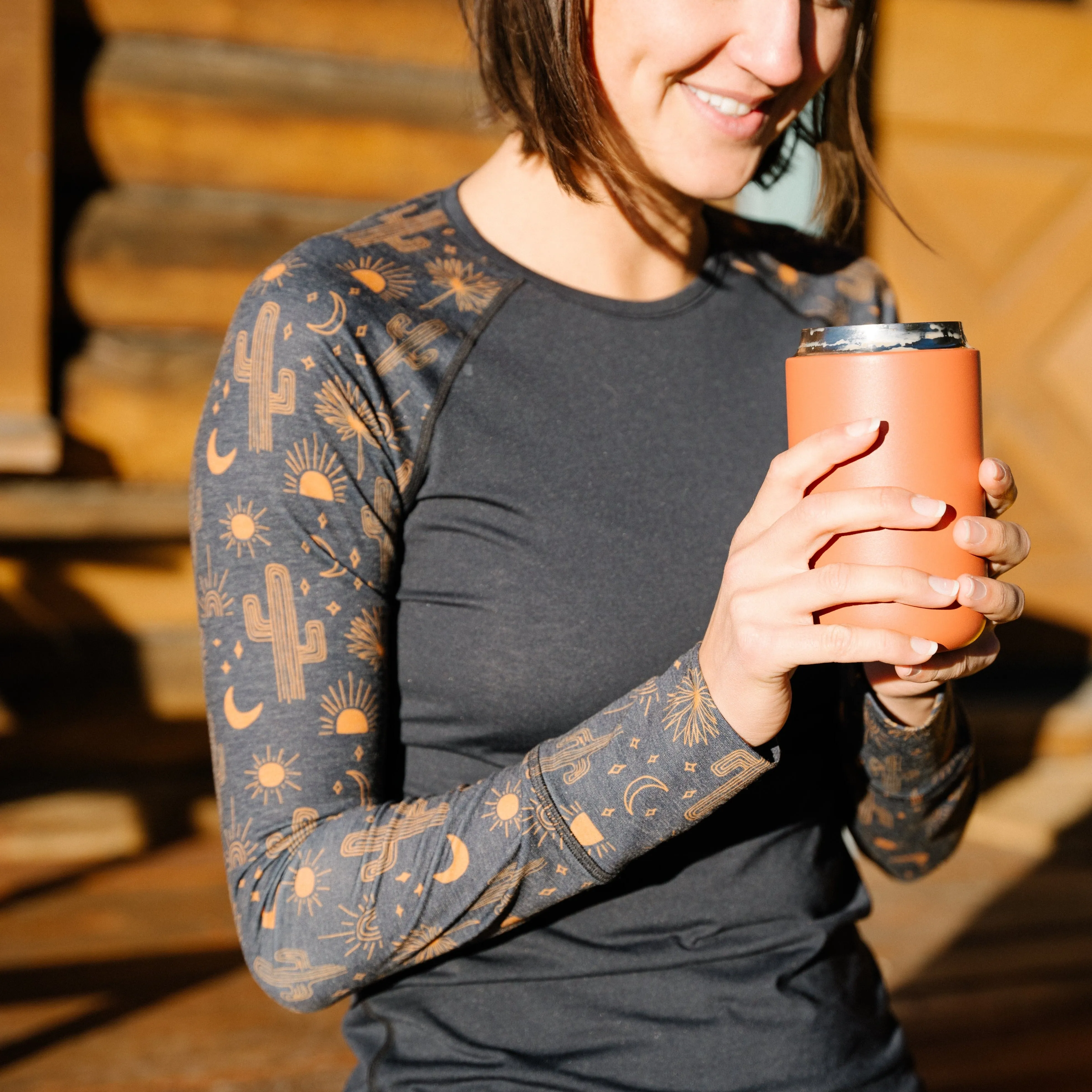 Evie Raglan LITE - Past Season