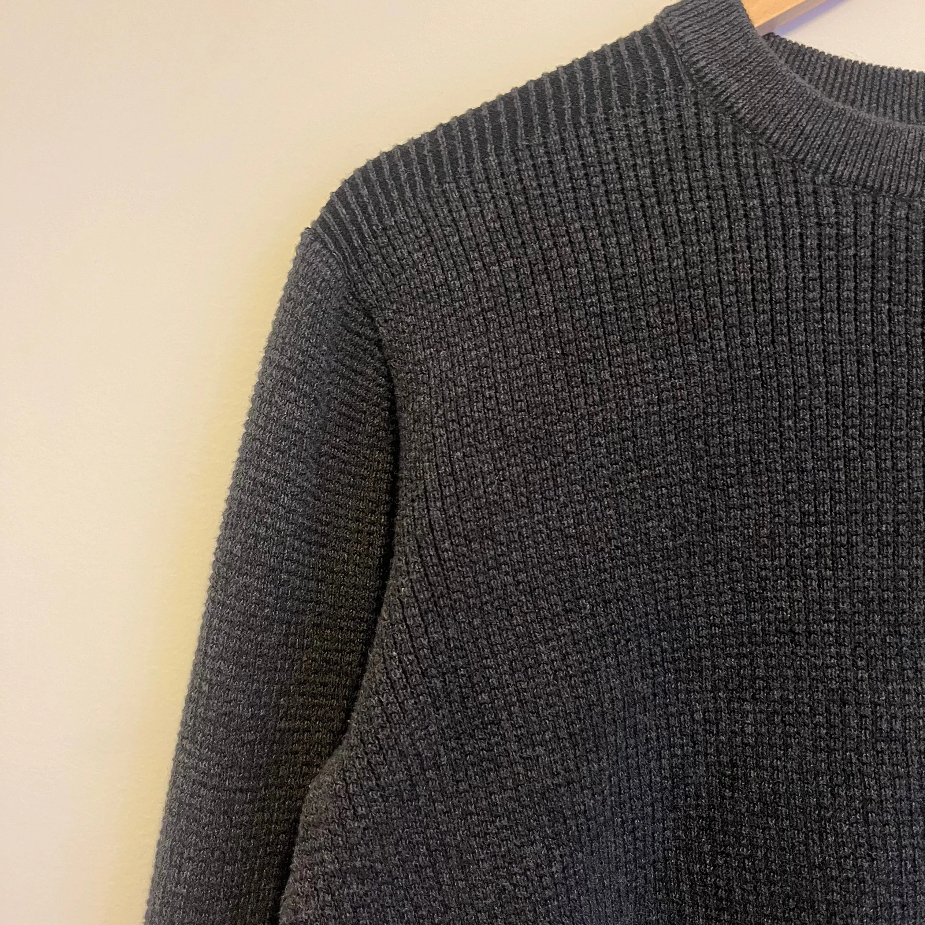 Grey Sweater | L