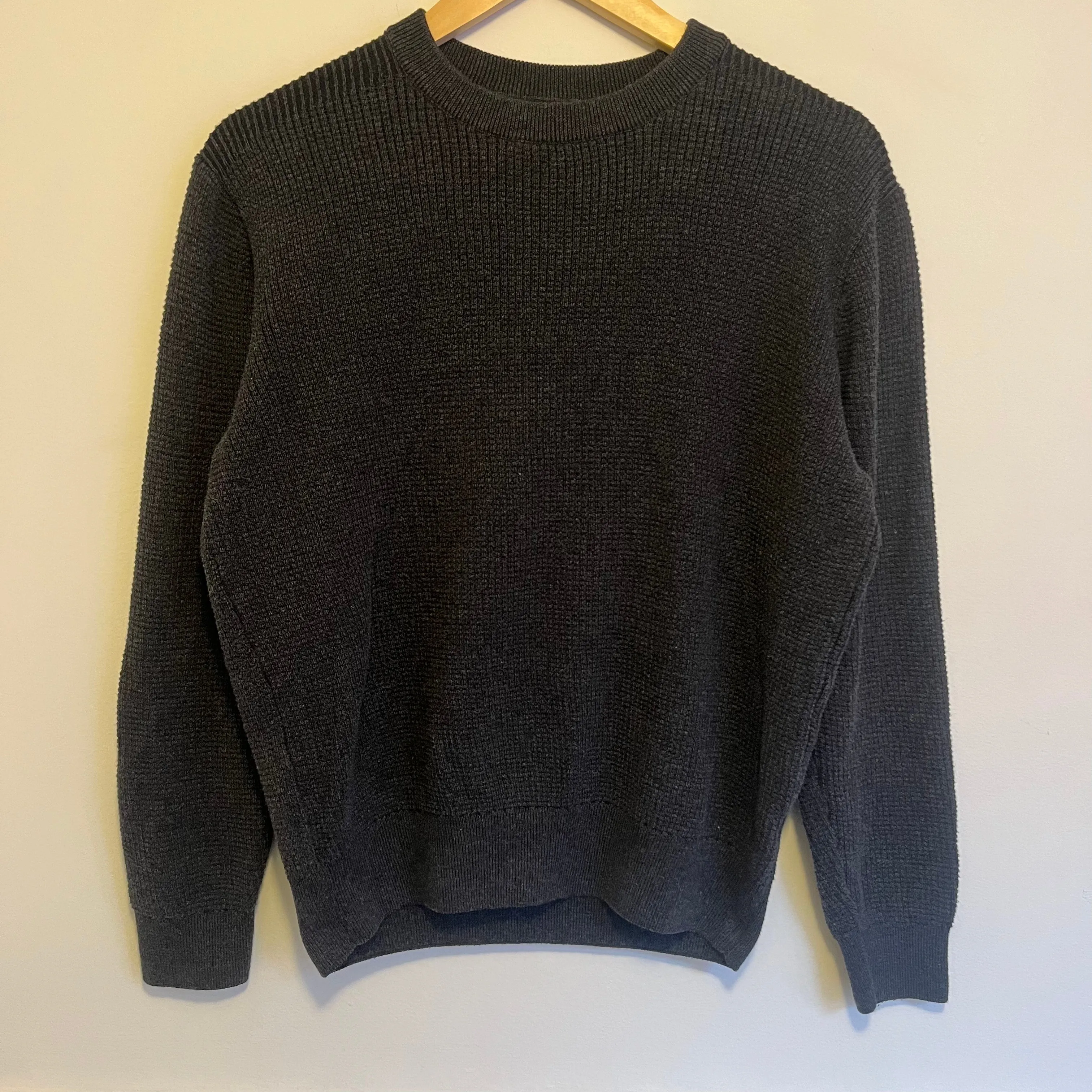 Grey Sweater | L