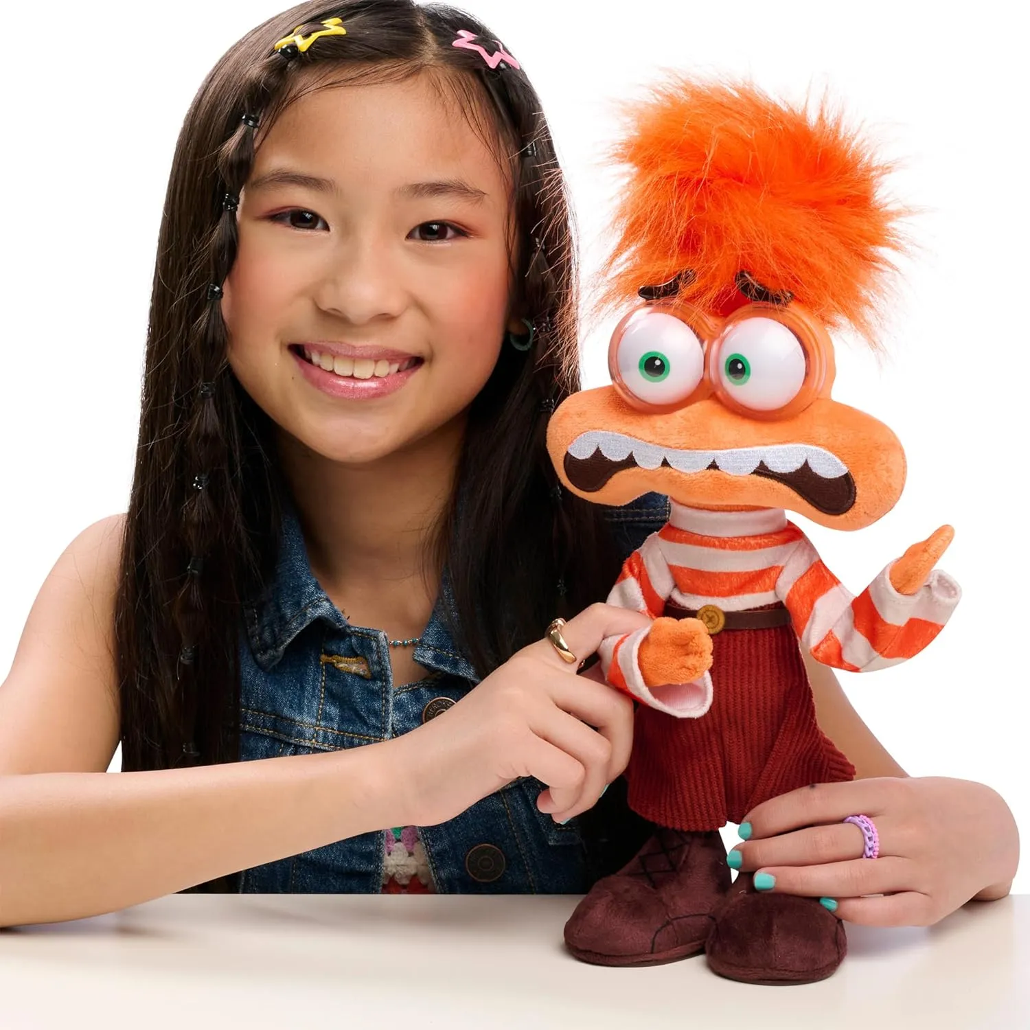 Just Play 45514 Disney and Pixar Inside Out 2 Shaking with Anxiety Feature Plush