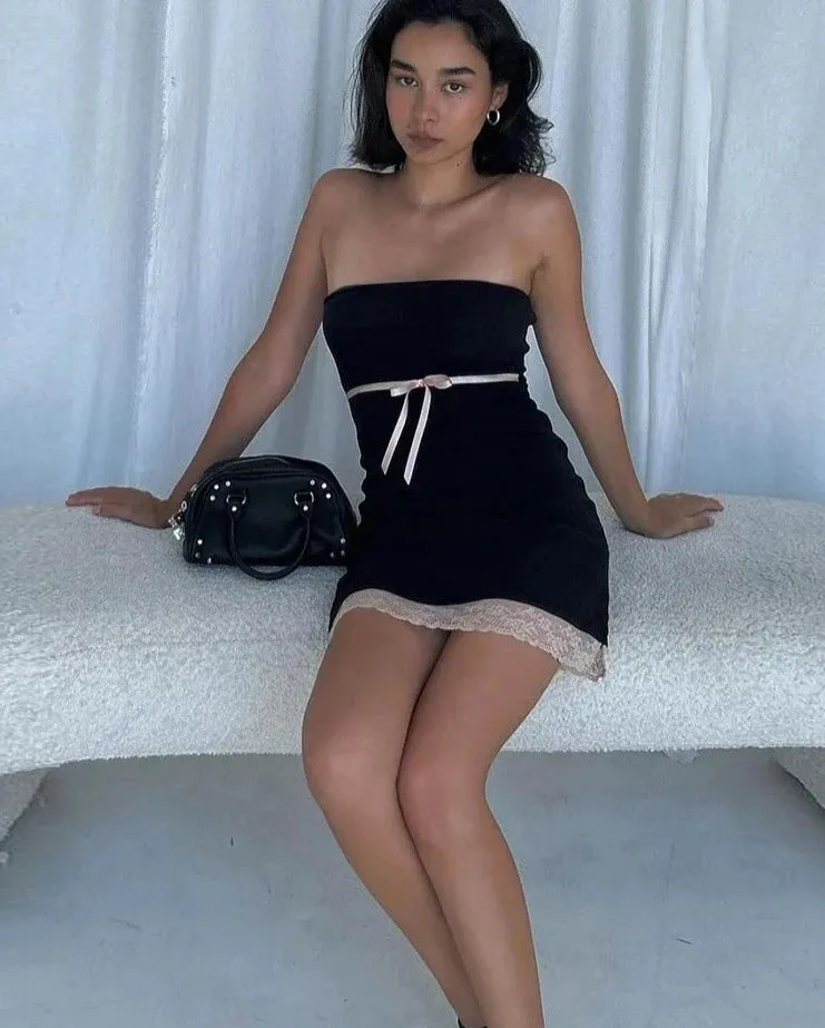 Solid Black Lace Patchwork Mini Dress For Women Summer Hipster Shiny Wrapped Chest Body-shaping Midnight Partywear
