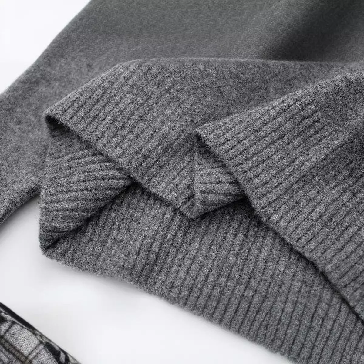 Toleet men’s fall fashion 2024 Cotton Pullover Sweater Autumn New Women's Pullover Loose Casual Soft Gray round Neck Basic Sweater