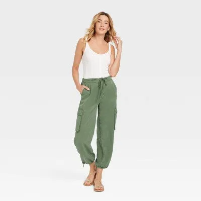 Universal Thread Women's Cargo Pants High-Rise Straight Leg Casual Fit