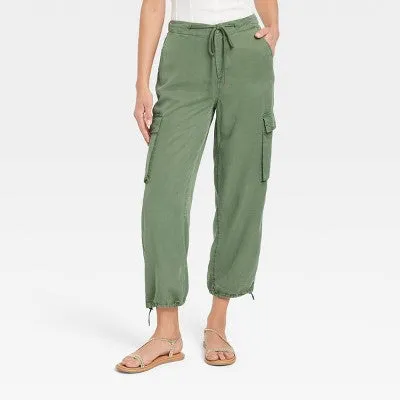 Universal Thread Women's Cargo Pants High-Rise Straight Leg Casual Fit