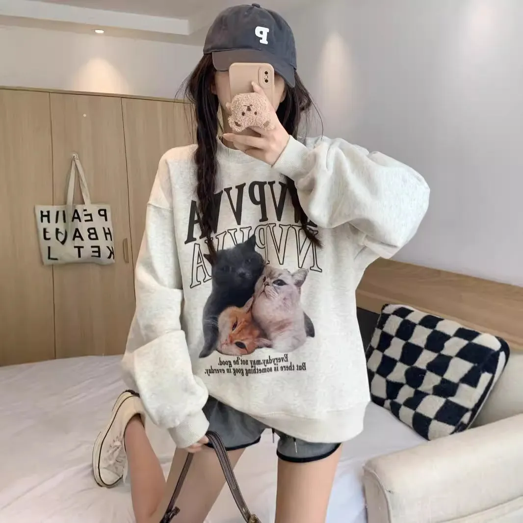 Uniwim 90s streetwear Cat Print Fleece-lined round Neck Sweater for Women Autumn New Loose Lazy Style White Gray Student Blouse
