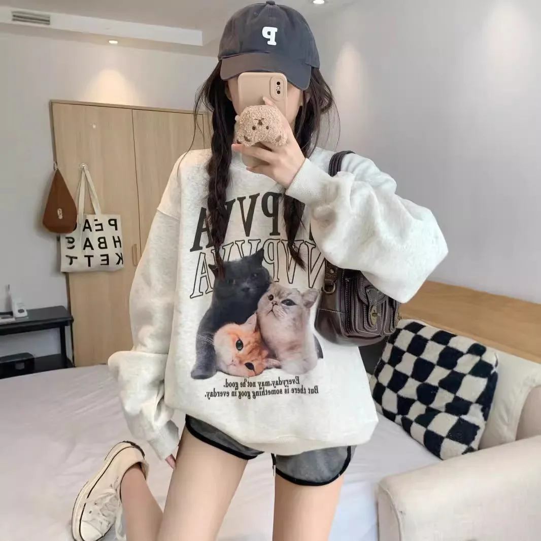 Uniwim 90s streetwear Cat Print Fleece-lined round Neck Sweater for Women Autumn New Loose Lazy Style White Gray Student Blouse